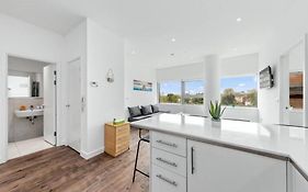 Airy 2Br Flat Delta London Dp332