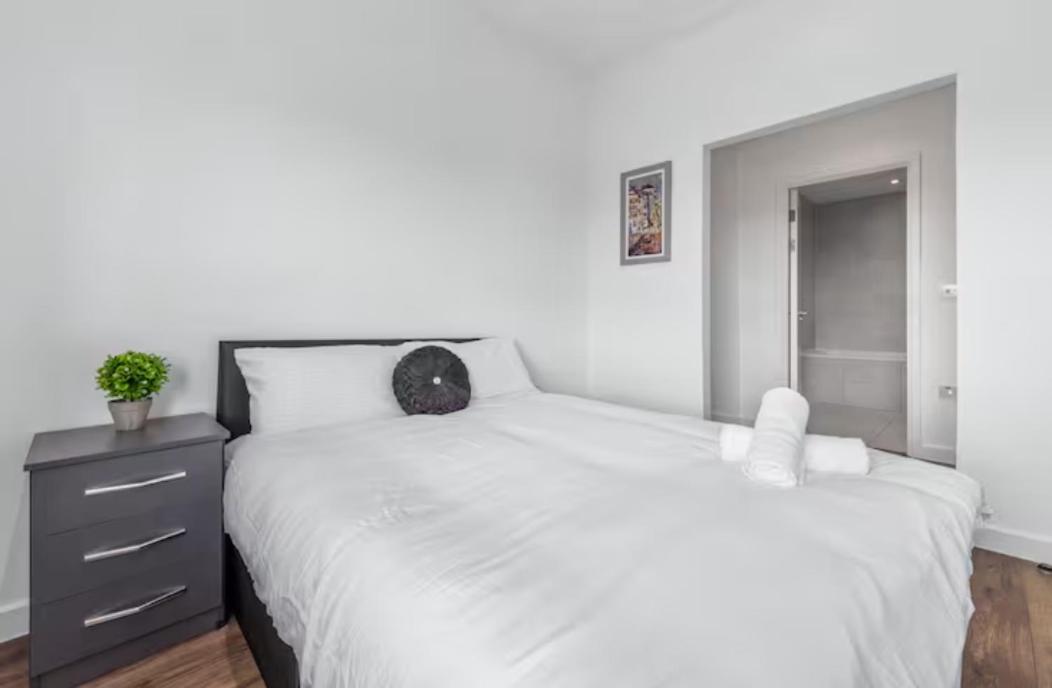 Airy 2Br Flat Delta London Dp332 Apartment Croydon Exterior photo