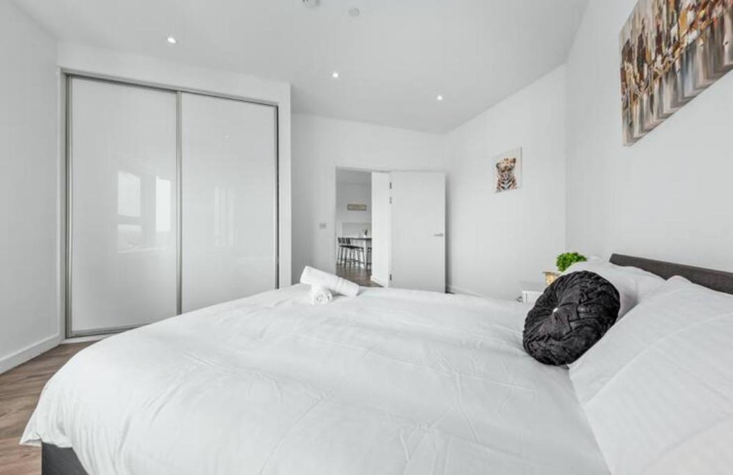 Airy 2Br Flat Delta London Dp332 Apartment Croydon Exterior photo